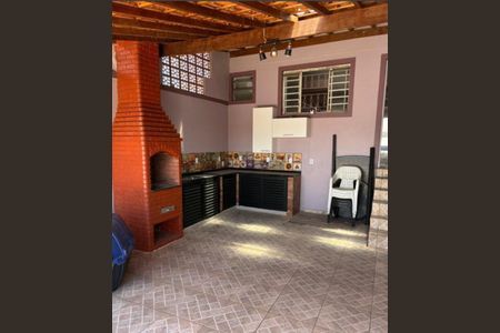 Foto 01 de casa à venda com 3 quartos, 218m² em Vila Isolina Mazzei, São Paulo