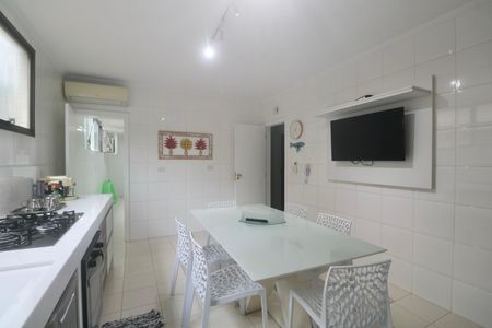 Apartamento para alugar com 360m², 5 quartos e 2 vagasCozinha