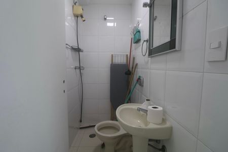 Apartamento para alugar com 360m², 5 quartos e 2 vagasBanheiro de serviço