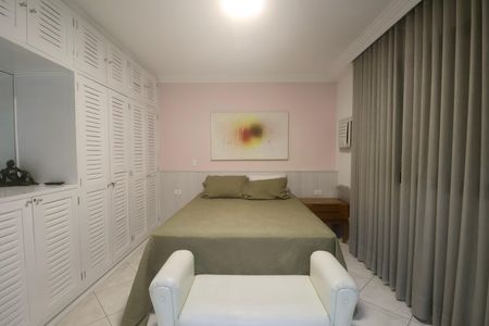 Apartamento para alugar com 360m², 5 quartos e 2 vagasSuíte