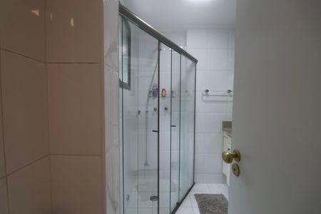 Apartamento para alugar com 360m², 5 quartos e 2 vagasBanheiro Suíte 3