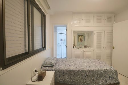 Apartamento para alugar com 360m², 5 quartos e 2 vagasSuíte 3