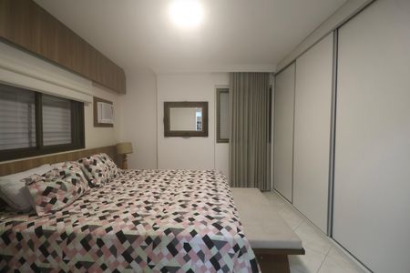 Apartamento para alugar com 360m², 5 quartos e 2 vagasSuíte 2
