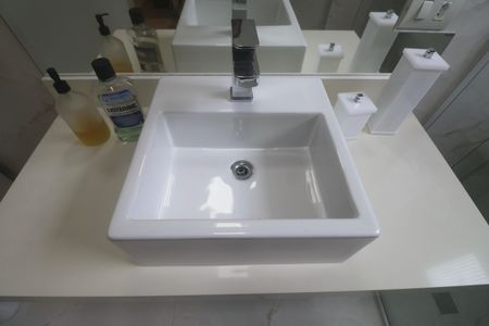 Apartamento para alugar com 360m², 5 quartos e 2 vagasBanheiro Suíte 2