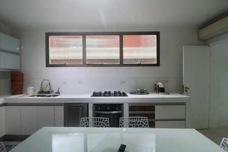 Apartamento para alugar com 360m², 5 quartos e 2 vagasCozinha