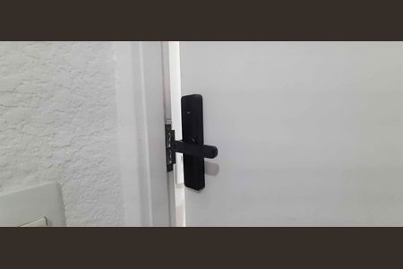 Apartamento à venda com 42m², 2 quartos e sem vaga Apartamento à venda com 42m², 2 quartos e sem vagaFechadura Eletrônica