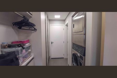 Apartamento à venda com 171m², 3 quartos e 3 vagas Apartamento à venda com 171m², 3 quartos e 3 vagasÁrea de Serviço
