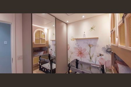 Apartamento à venda com 171m², 3 quartos e 3 vagas Apartamento à venda com 171m², 3 quartos e 3 vagasSuíte 2