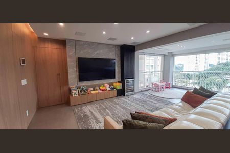 Apartamento à venda com 171m², 3 quartos e 3 vagas Apartamento à venda com 171m², 3 quartos e 3 vagasSala