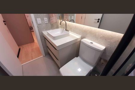 Apartamento à venda com 171m², 3 quartos e 3 vagas Apartamento à venda com 171m², 3 quartos e 3 vagasBanheiro da Suíte 2