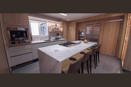 Apartamento à venda com 171m², 3 quartos e 3 vagas Apartamento à venda com 171m², 3 quartos e 3 vagasCozinha