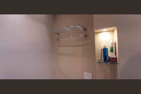 Apartamento à venda com 171m², 3 quartos e 3 vagas Apartamento à venda com 171m², 3 quartos e 3 vagasBanheiro da Suíte 1