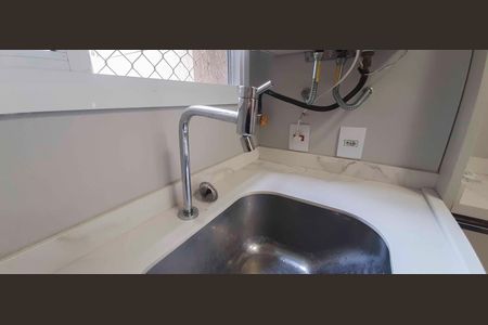 Apartamento à venda com 171m², 3 quartos e 3 vagas Apartamento à venda com 171m², 3 quartos e 3 vagasÁrea de Serviço