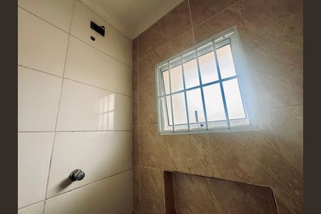 Casa para alugar com 100m², 3 quartos e 2 vagas Casa para alugar com 100m², 3 quartos e 2 vagasBanheiro 2