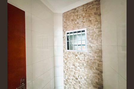 Casa para alugar com 100m², 3 quartos e 2 vagas Casa para alugar com 100m², 3 quartos e 2 vagasBanheiro 1