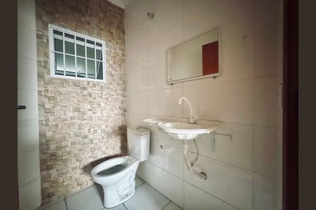 Casa para alugar com 100m², 3 quartos e 2 vagas Casa para alugar com 100m², 3 quartos e 2 vagasBanheiro 1