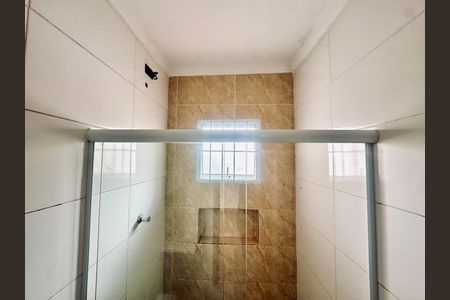 Casa para alugar com 100m², 3 quartos e 2 vagas Casa para alugar com 100m², 3 quartos e 2 vagasBanheiro 2