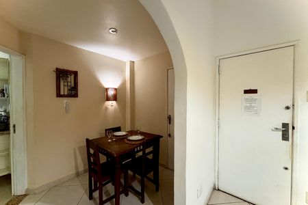 Apartamento para alugar com 60m², 2 quartos e sem vaga
