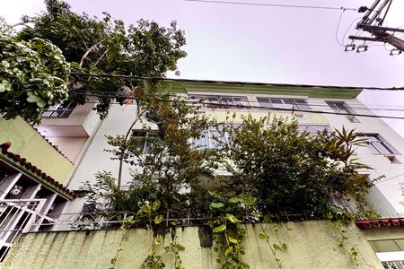Apartamento para alugar com 60m², 2 quartos e sem vaga