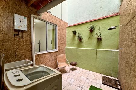 Apartamento para alugar com 60m², 2 quartos e sem vaga