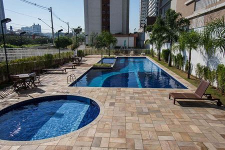 Apartamento para alugar com 80m², 2 quartos e 2 vagas Apartamento para alugar com 80m², 2 quartos e 2 vagasÁrea comum - Piscina
