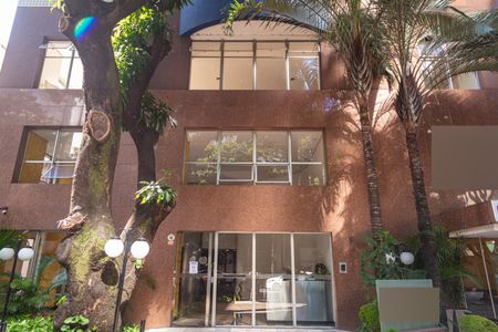 Apartamento à venda com 50m², 1 quarto e 1 vaga Apartamento à venda com 50m², 1 quarto e 1 vagaFachada
