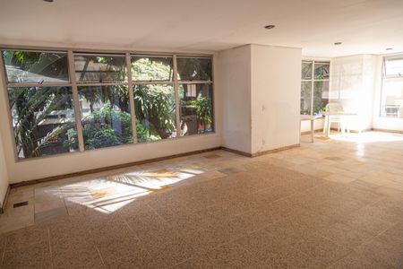 Apartamento à venda com 50m², 1 quarto e 1 vaga Apartamento à venda com 50m², 1 quarto e 1 vagaÁrea comum - Salão de festas
