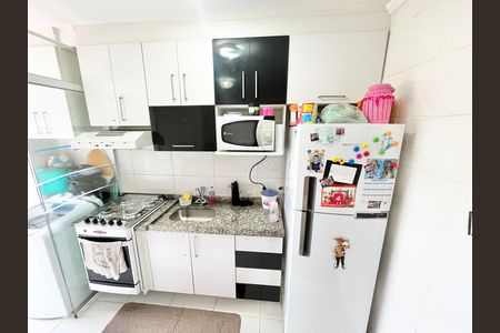 Cozinha de apartamento à venda com 2 quartos, 47m² em Vila Bela Vista (zona Norte), São Paulo
