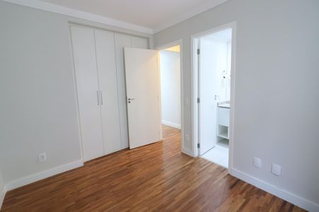 Apartamento à venda com 86m², 2 quartos e 2 vagasSuíte 2