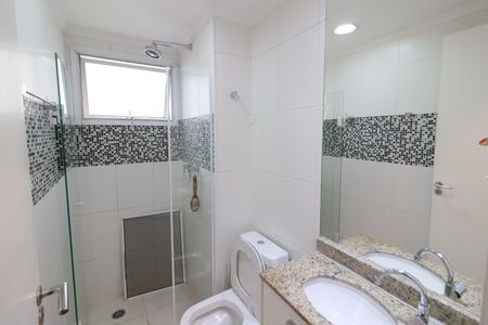 Apartamento à venda com 86m², 2 quartos e 2 vagasBanheiro da Suíte 1