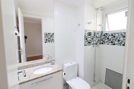 Apartamento à venda com 86m², 2 quartos e 2 vagasBanheiro da Suíte 2