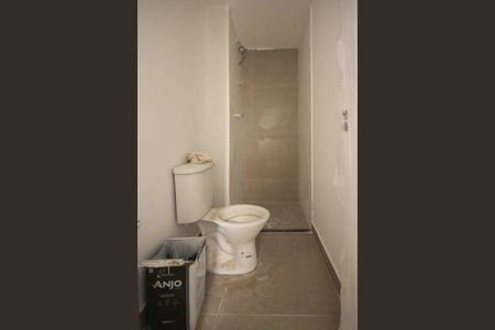 Apartamento à venda com 41m², 2 quartos e sem vaga Apartamento à venda com 41m², 2 quartos e sem vagaBanheiro