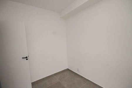 Apartamento à venda com 41m², 2 quartos e sem vaga Apartamento à venda com 41m², 2 quartos e sem vagaQuarto