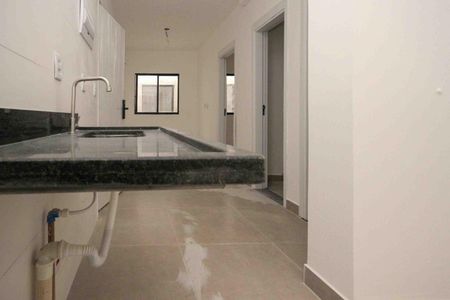 Apartamento à venda com 33m², 2 quartos e sem vaga Apartamento à venda com 33m², 2 quartos e sem vagaCozinha