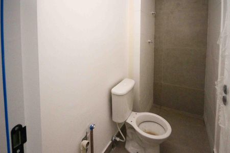 Apartamento à venda com 33m², 2 quartos e sem vaga Apartamento à venda com 33m², 2 quartos e sem vagaBanheiro