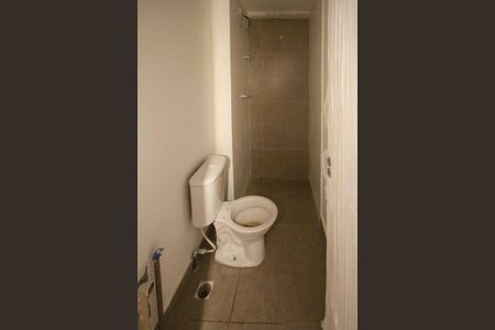 Apartamento à venda com 33m², 2 quartos e sem vaga Apartamento à venda com 33m², 2 quartos e sem vagaBanheiro