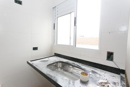 Cozinha de apartamento para alugar com 2 quartos, 45m² em Vila Dalila, São Paulo