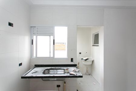 Cozinha de apartamento para alugar com 2 quartos, 45m² em Vila Dalila, São Paulo