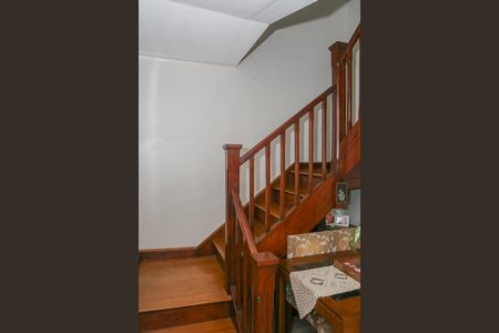 Escada de casa de condomínio à venda com 2 quartos, 90m² em Bom Retiro, São Paulo