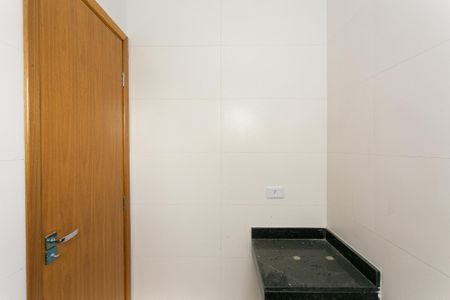 Apartamento à venda com 45m², 2 quartos e sem vaga Apartamento à venda com 45m², 2 quartos e sem vagaBanheiro