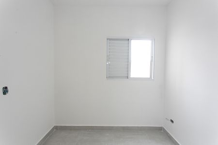 Quarto 1 de apartamento para alugar com 2 quartos, 45m² em Vila Dalila, São Paulo