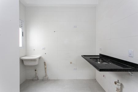 Apartamento à venda com 45m², 2 quartos e sem vaga Apartamento à venda com 45m², 2 quartos e sem vagaCozinha e Área de Serviço