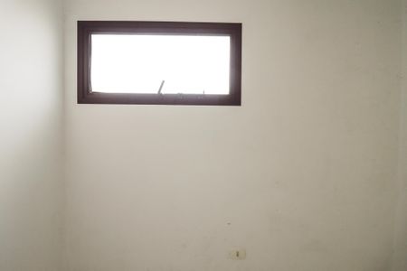 Apartamento à venda com 156m², 4 quartos e 3 vagas Apartamento à venda com 156m², 4 quartos e 3 vagasQuarto de Serviço