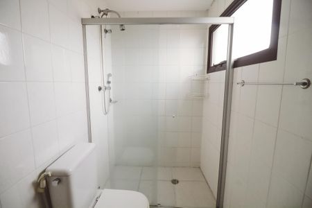 Apartamento à venda com 156m², 4 quartos e 3 vagas Apartamento à venda com 156m², 4 quartos e 3 vagasBanheiro da Suíte