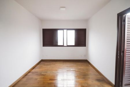 Apartamento à venda com 156m², 4 quartos e 3 vagas Apartamento à venda com 156m², 4 quartos e 3 vagasQuarto Suíte