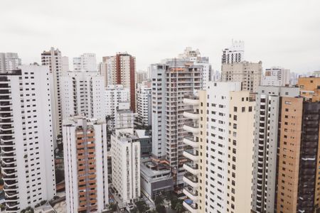 Apartamento à venda com 156m², 4 quartos e 3 vagas Apartamento à venda com 156m², 4 quartos e 3 vagasVaranda da Suíte