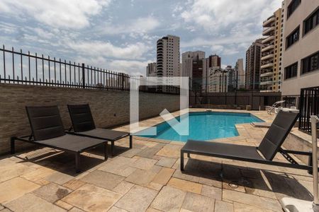 Apartamento à venda com 156m², 4 quartos e 3 vagasÁrea comum - Piscina