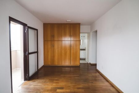 Apartamento à venda com 156m², 4 quartos e 3 vagas Apartamento à venda com 156m², 4 quartos e 3 vagasQuarto Suíte