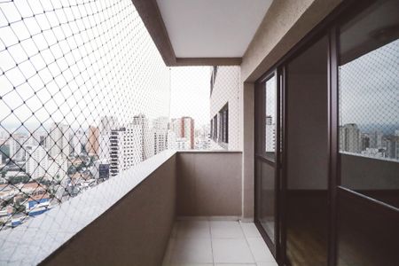 Apartamento à venda com 156m², 4 quartos e 3 vagas Apartamento à venda com 156m², 4 quartos e 3 vagasVaranda da Sala