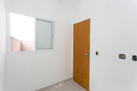 Quarto 2 de apartamento para alugar com 2 quartos, 45m² em Vila Dalila, São Paulo